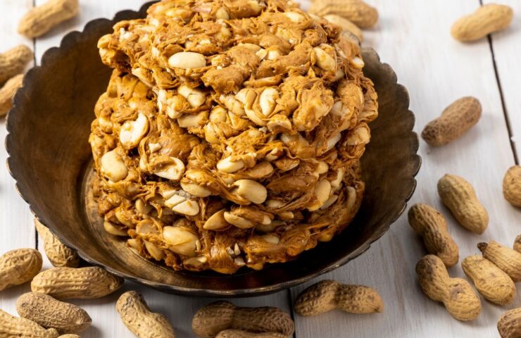 Peanut chikki